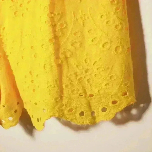 7fam Eyelet Short in Dandelion Size XS - Picture 7 of 11